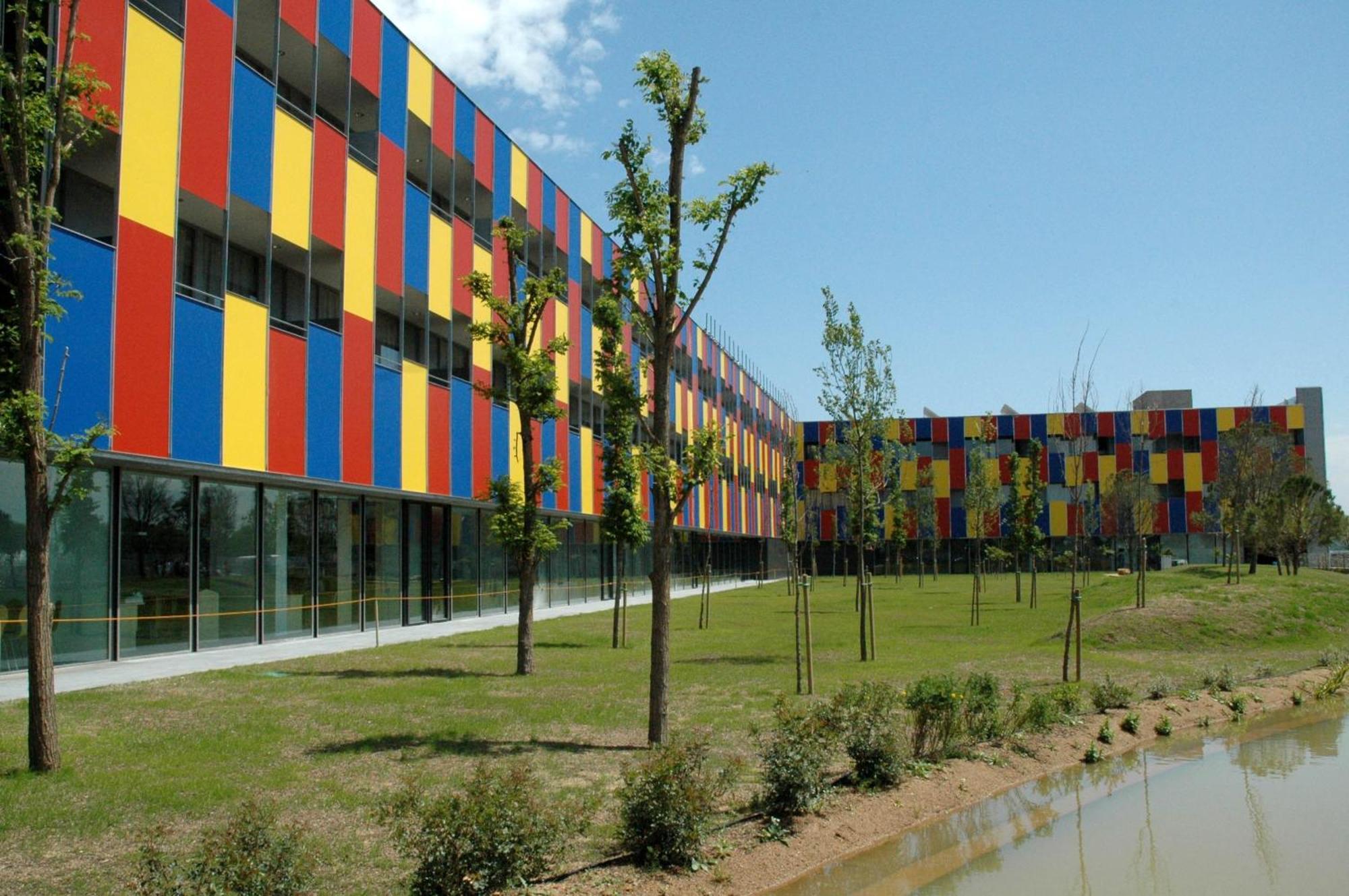 Centre Esplai Albergue El Prat de Llobregat Luaran gambar